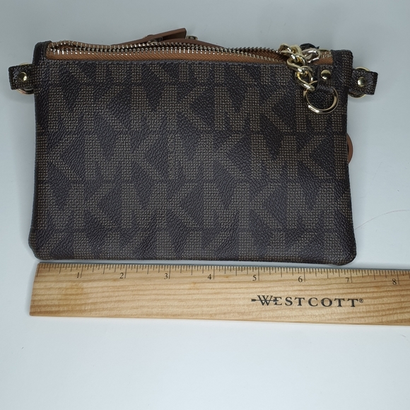 Michael Kors Chain Belt Wallet Bag Fanny Pack - New without Tag - Picture 4 of 9
